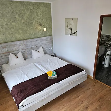 Seven 4* 卡拉米洛